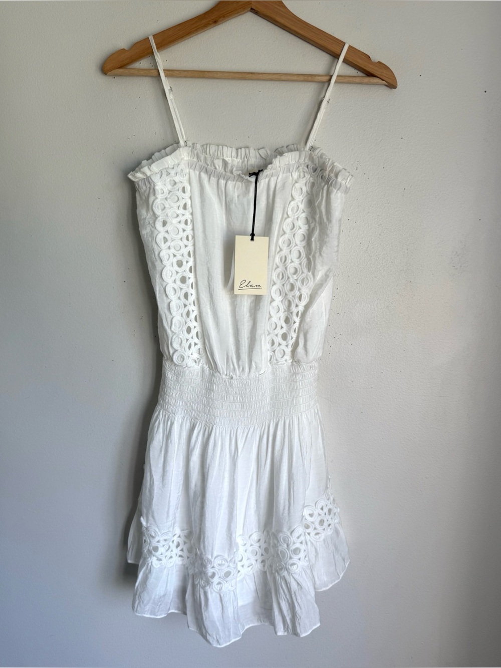 NWT Elan Bloomingdale’s Smocked Embroidered Dress in White - Picture 2 of 5